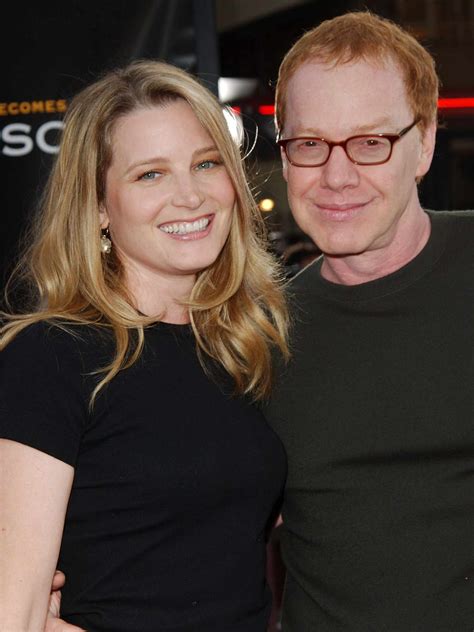 bridget fonda danny elfman|Bridget Fondas Journey Through Love: A Look at Her。